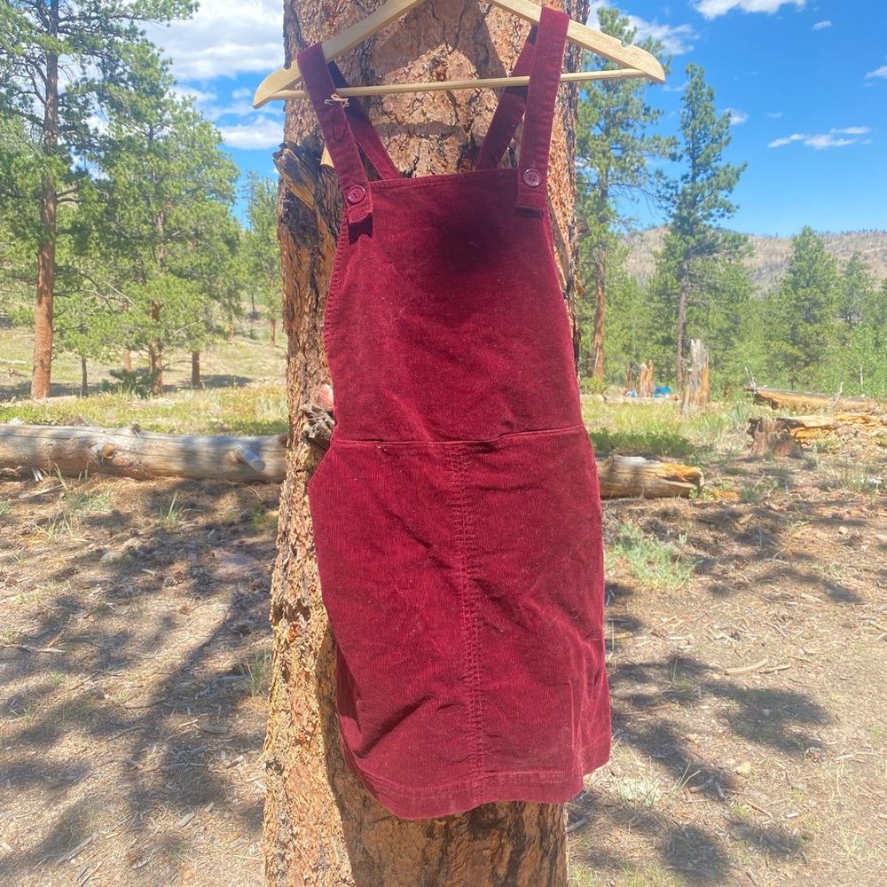 Overall dress corduroy maroon